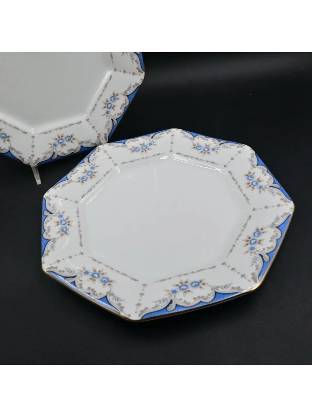 Seizan Mood Indigo 7936 Octagonal Blue Floral Dinner Plates Set of 4 Vintage 10